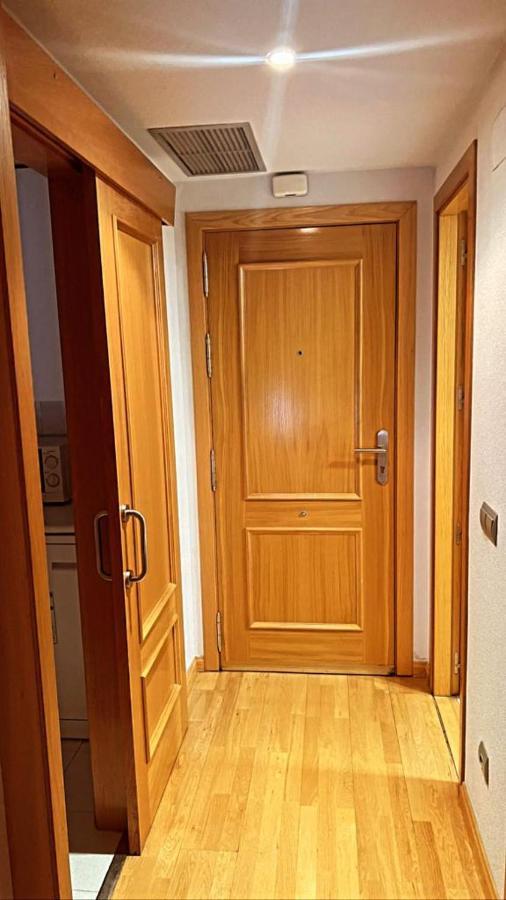 Suites Madrid Belfast 13 Ifema Airport Экстерьер фото